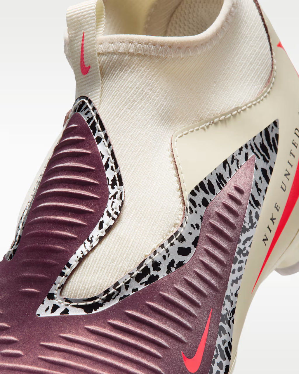 Nike United Jr. Phantom 6 High Academy