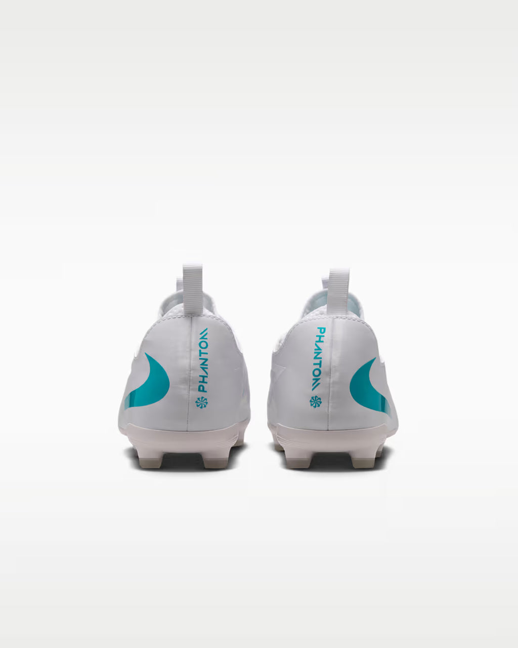 Nike Jr. Phantom 6 Low Academy FG/MG