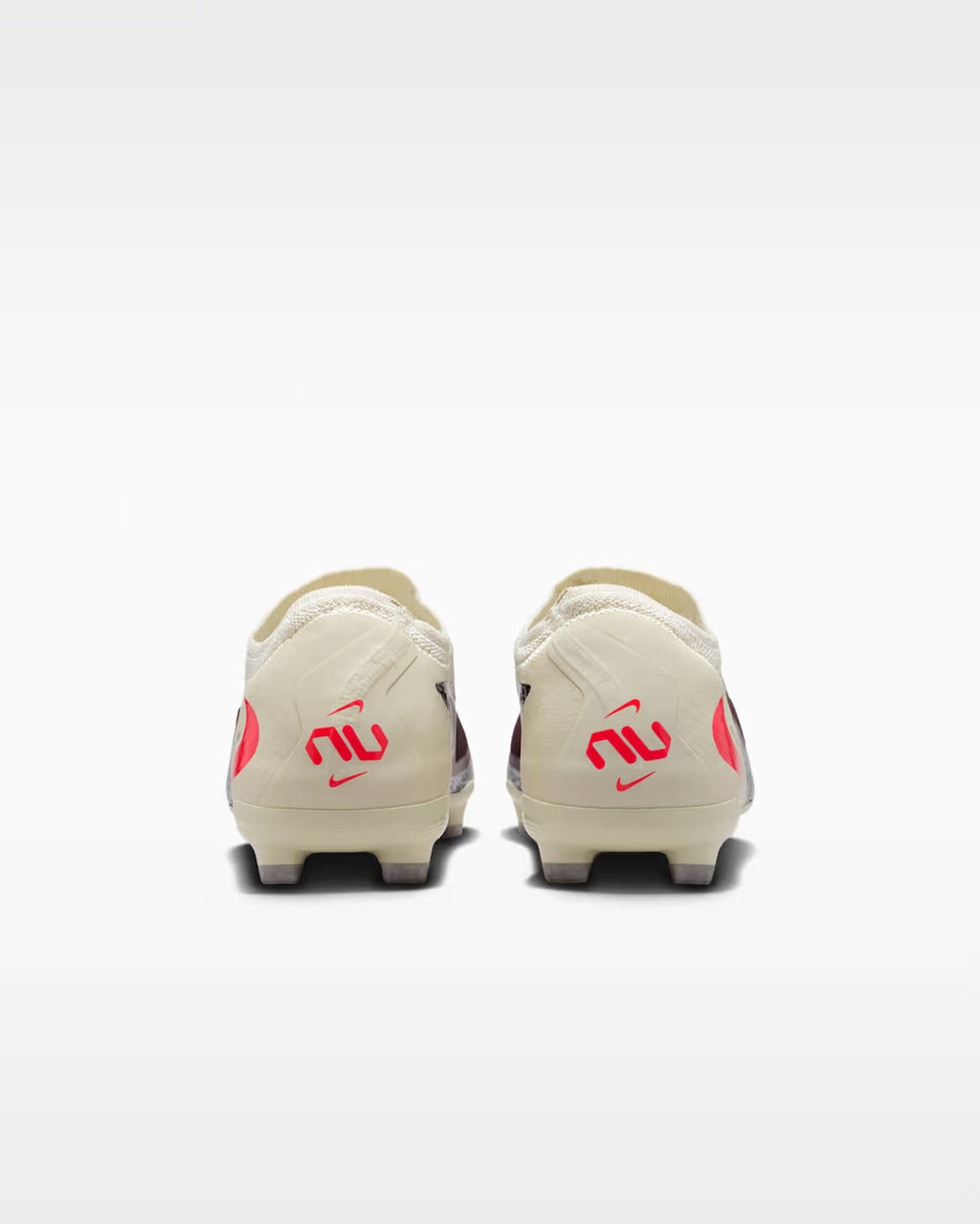 Nike United Jr. Phantom 6 Low Pro FG/MG