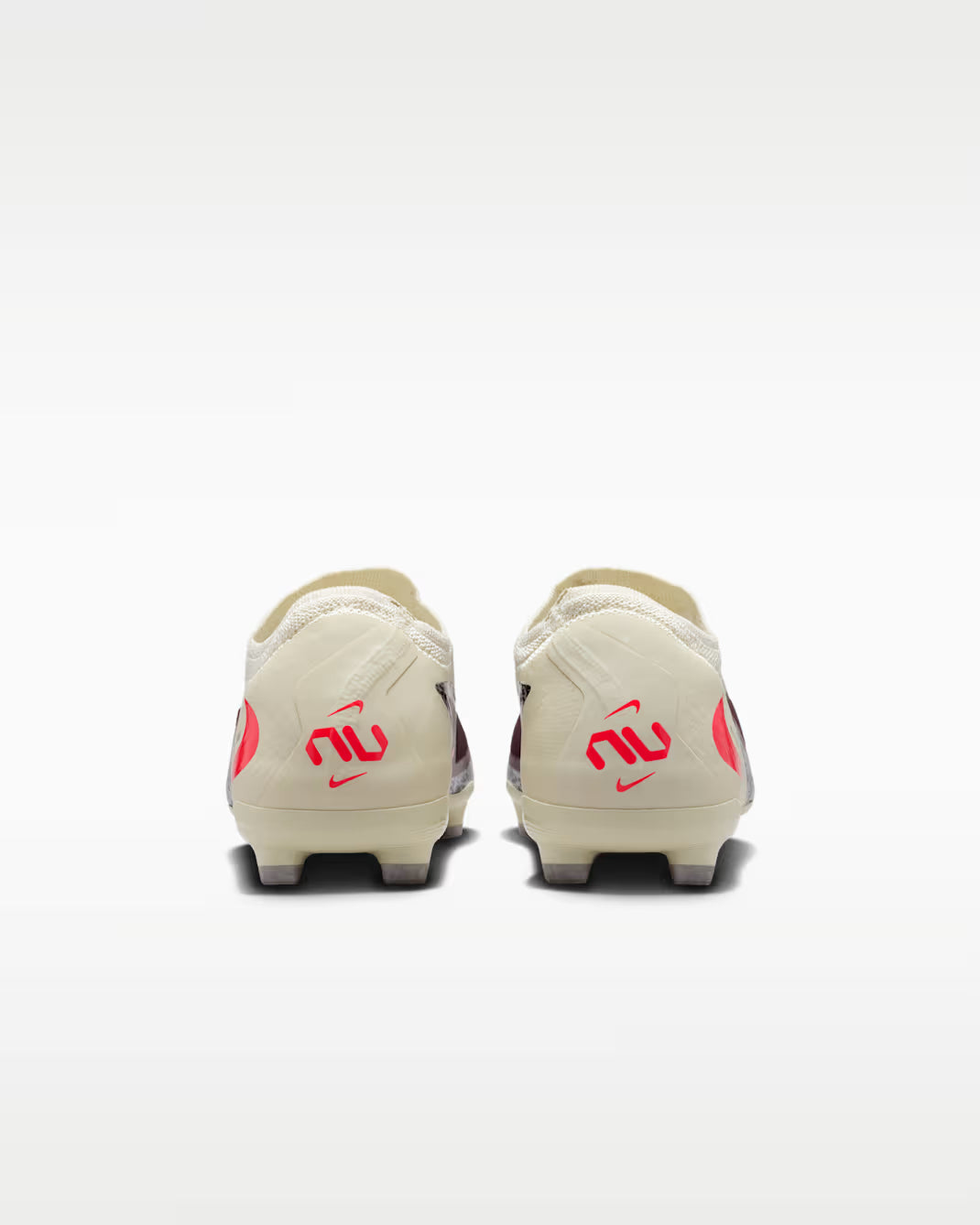 Nike United Jr. Phantom 6 Low Pro FG/MG