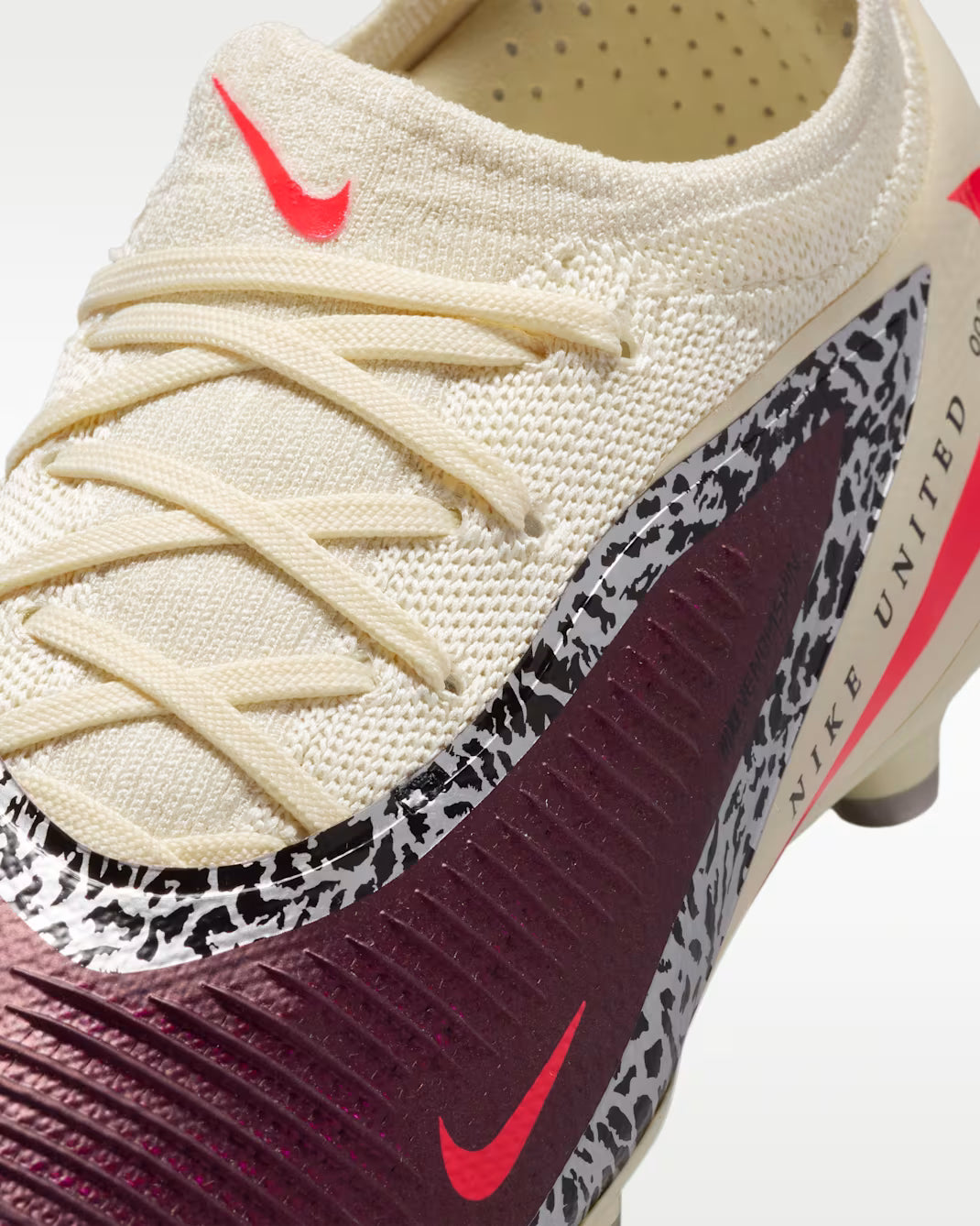 Nike United Jr. Phantom 6 Low Pro FG/MG