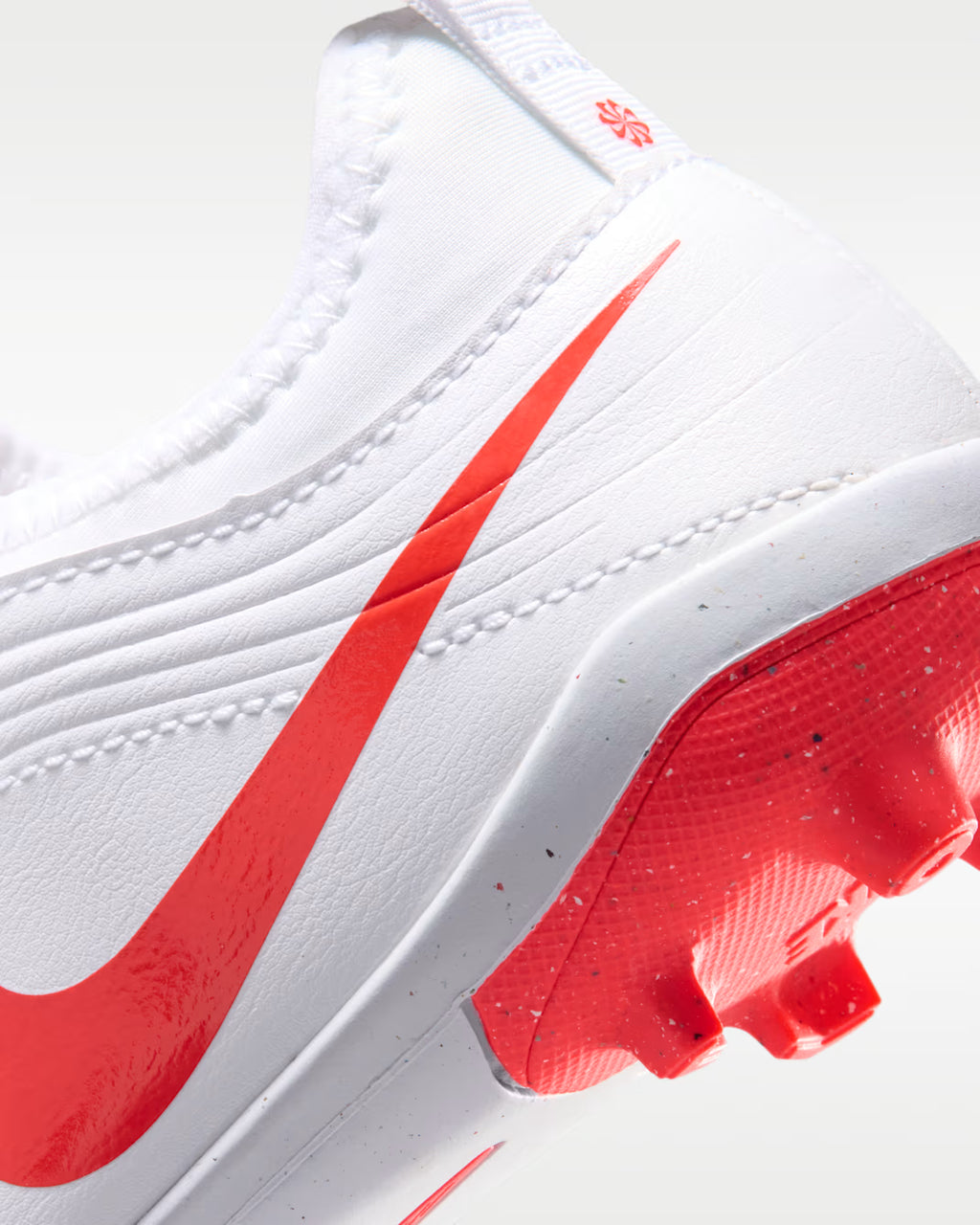 Nike Jr. Tiempo Maestro Club Flex FG/MG