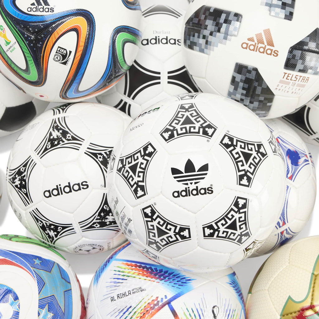 Balón profesional histórico Adidas FIFA World Cup™