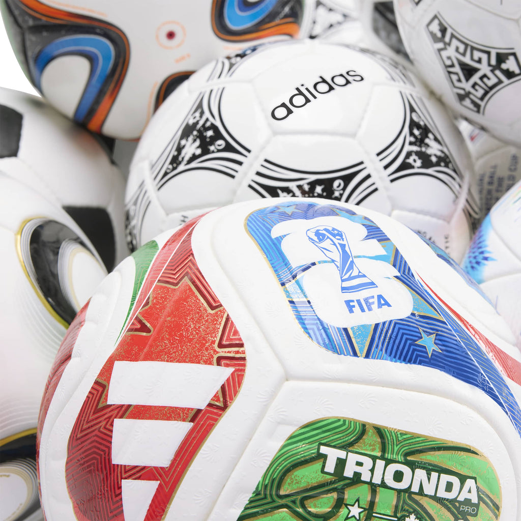 Balón profesional histórico Adidas FIFA World Cup™