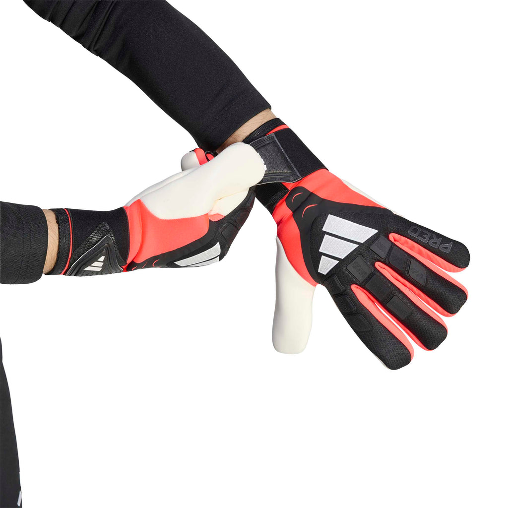 Adidas Predator GoalKeeper Glove Competition