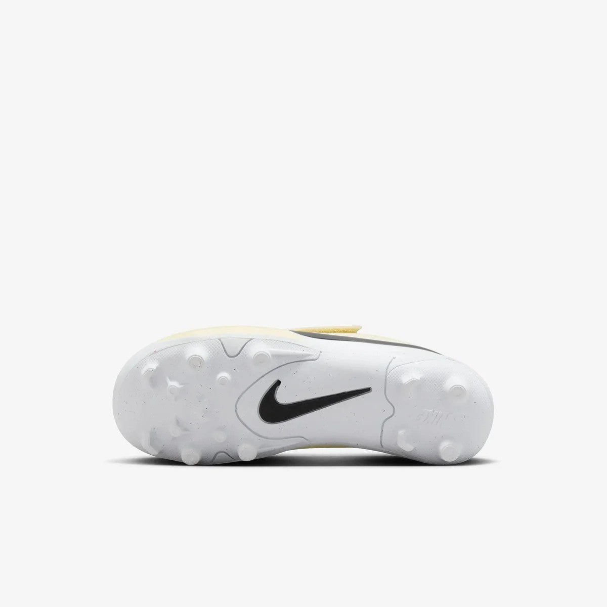 Nike Jr. Tiempo Legend 10 Club FG/MG