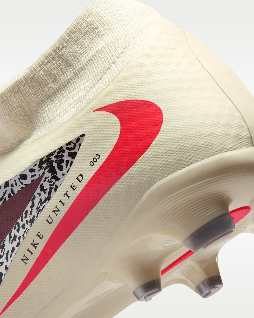 Nike United Phantom 6 High Academy FG/MG