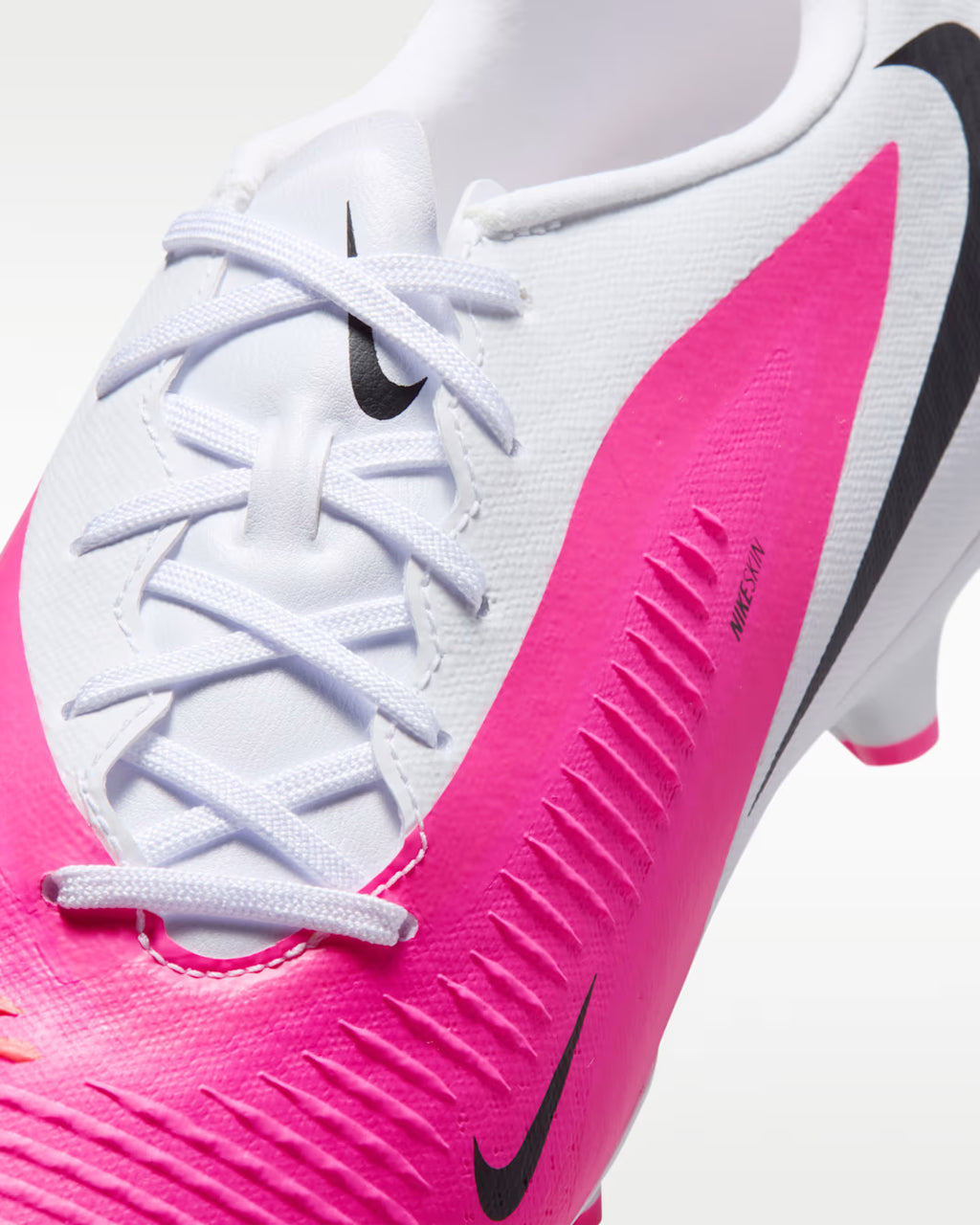 Nike Phantom 6 Low Academy FG/MG